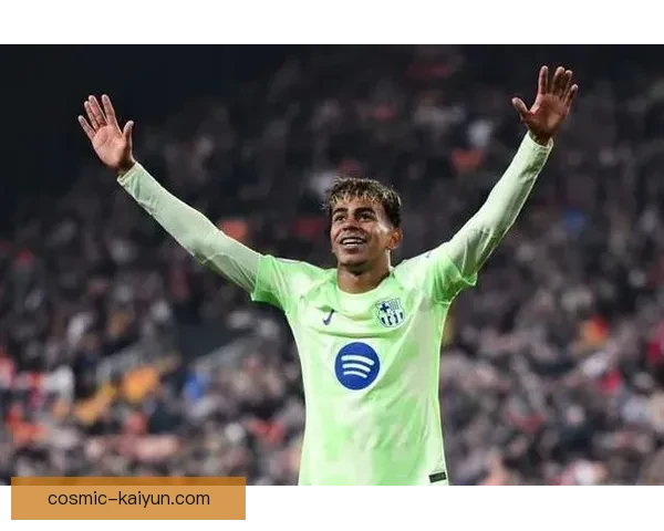 亚马尔在欧洲杯中展现天赋，表现稳健引发关注