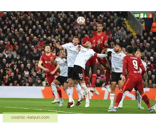 基米希防守站位表现稳健，近期比赛拦截与覆盖效率持续提升